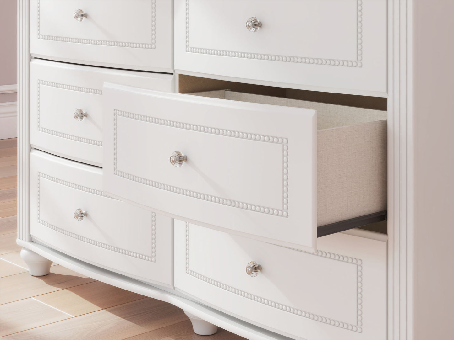 Kozlani - Six Drawer Dresser