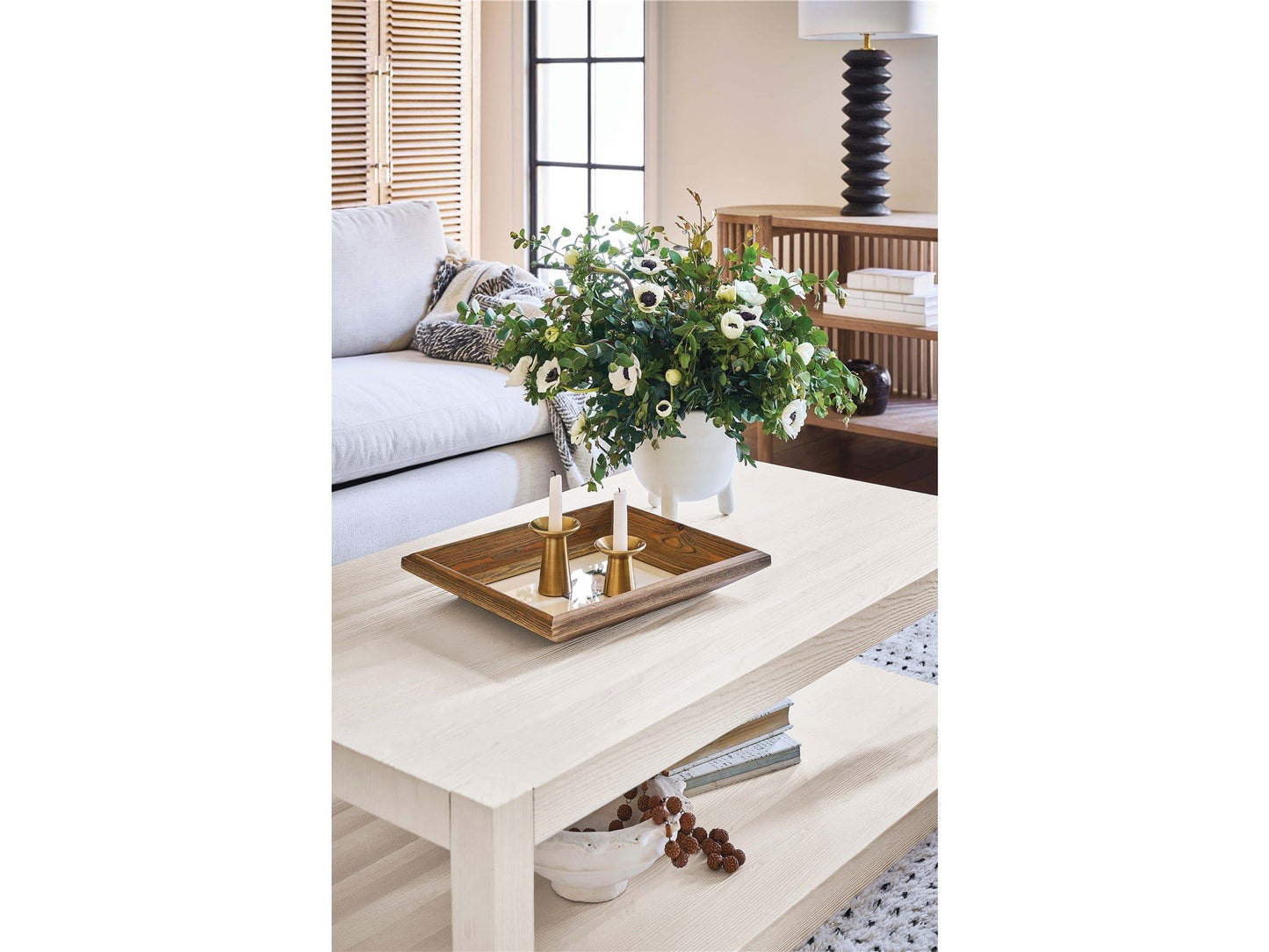 Weekender Coastal Living Home / Hermosa - Table