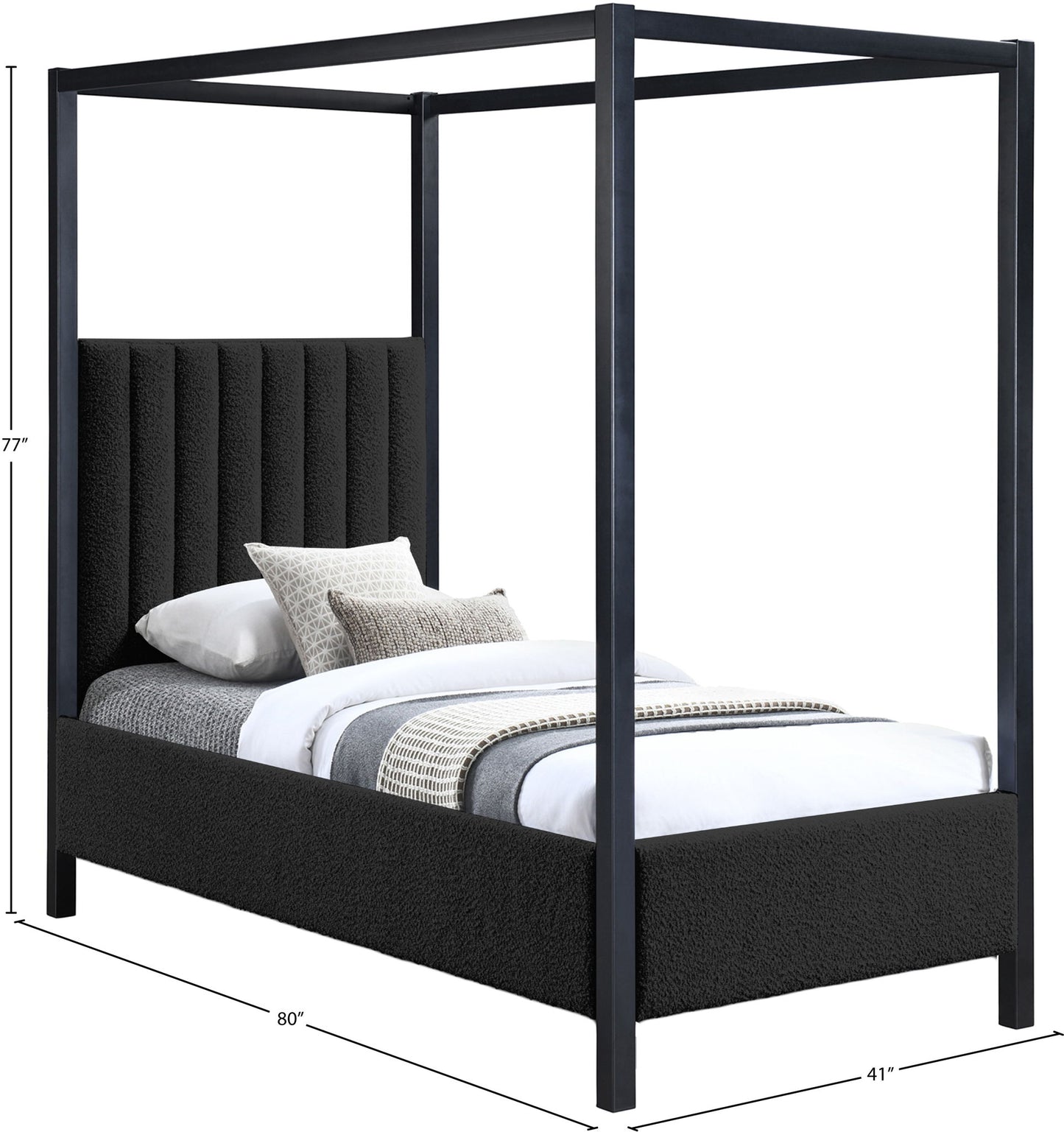 Kelly - Bed