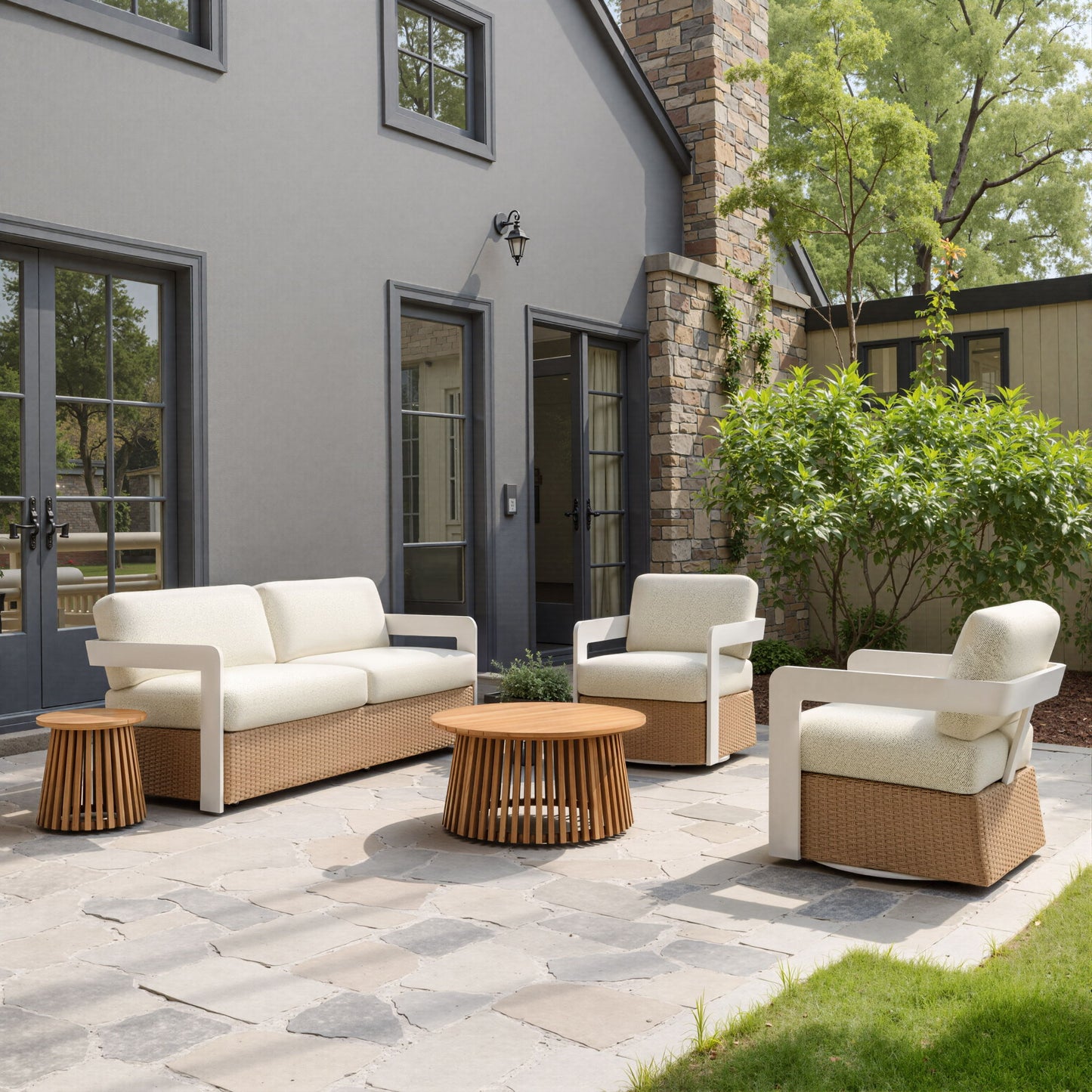 Zahara - Outdoor Table