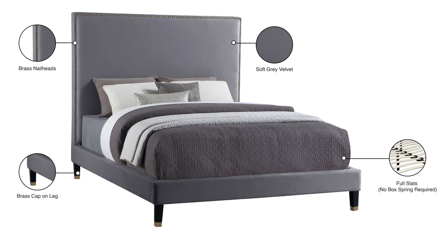 Harlie - Bed