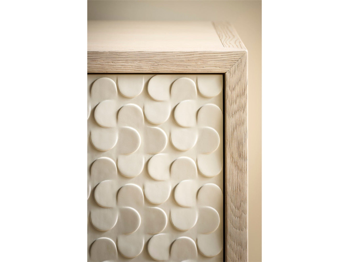 Velora - Paloma Chest - Beige
