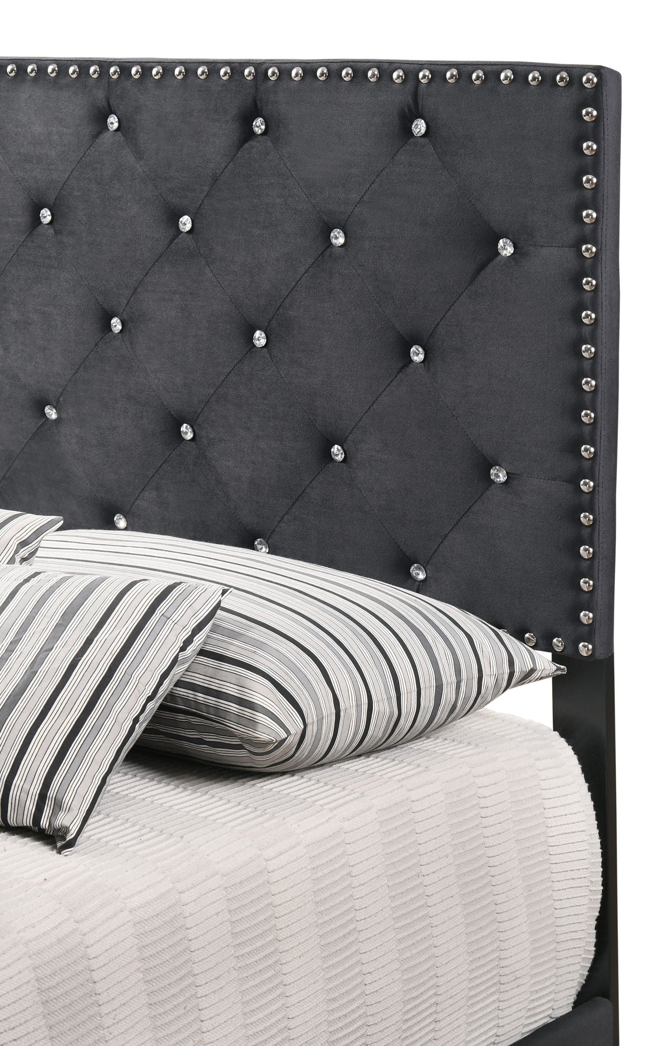 Glory Furniture - Suffolk - Bed