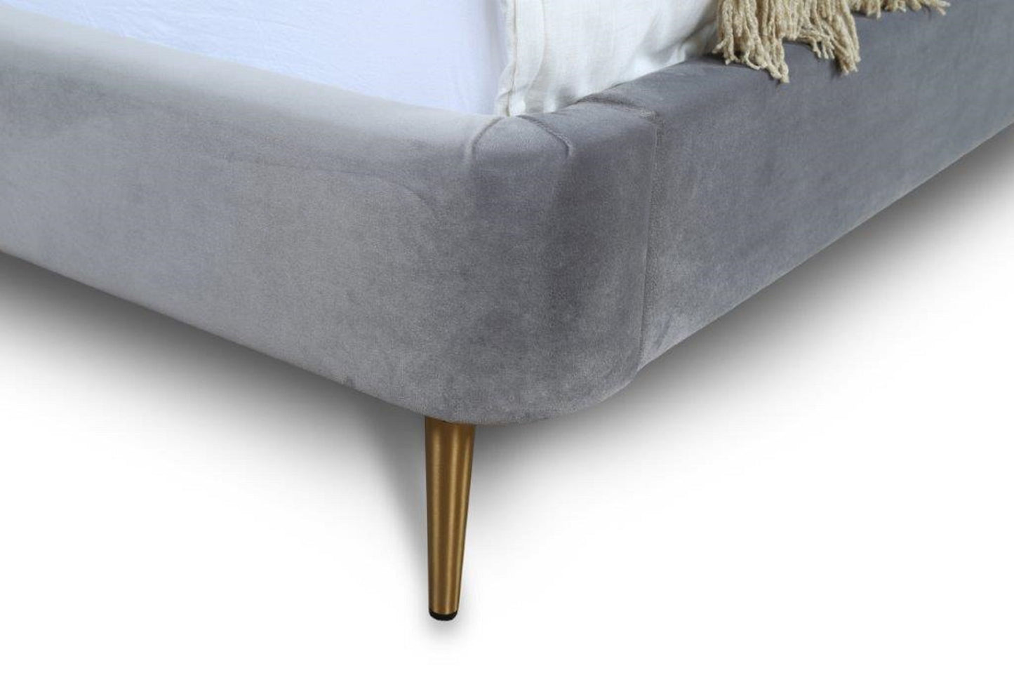 Manhattan Heather - Bed With Gold Legs