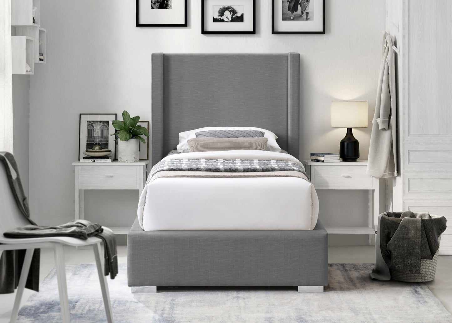 Royce - Bed