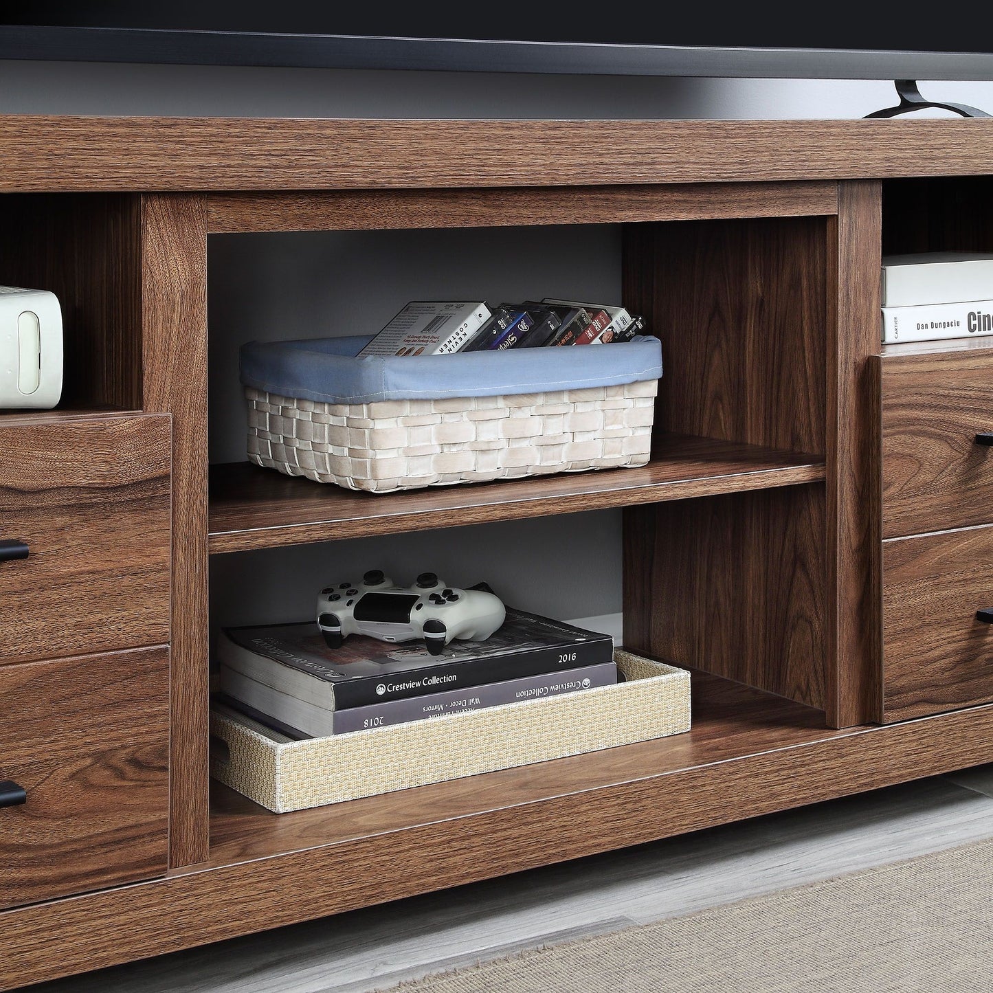 Manhattan Richmond - TV Stand
