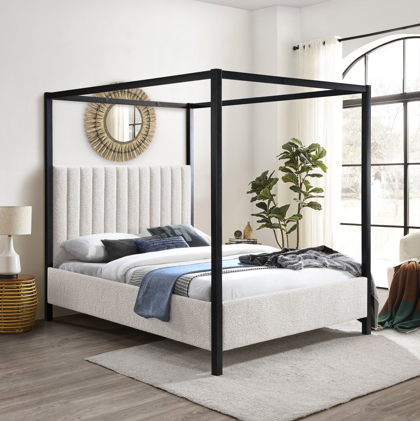 Kelly - Bed