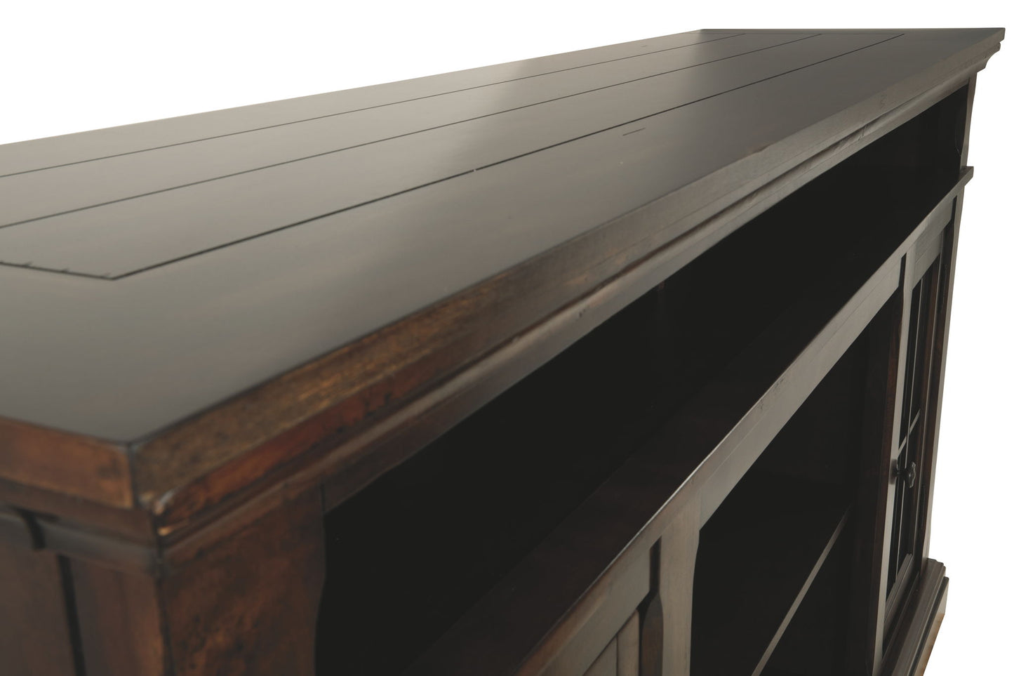 Roddinton - XL TV Stand w/Fireplace Option - Dark Brown