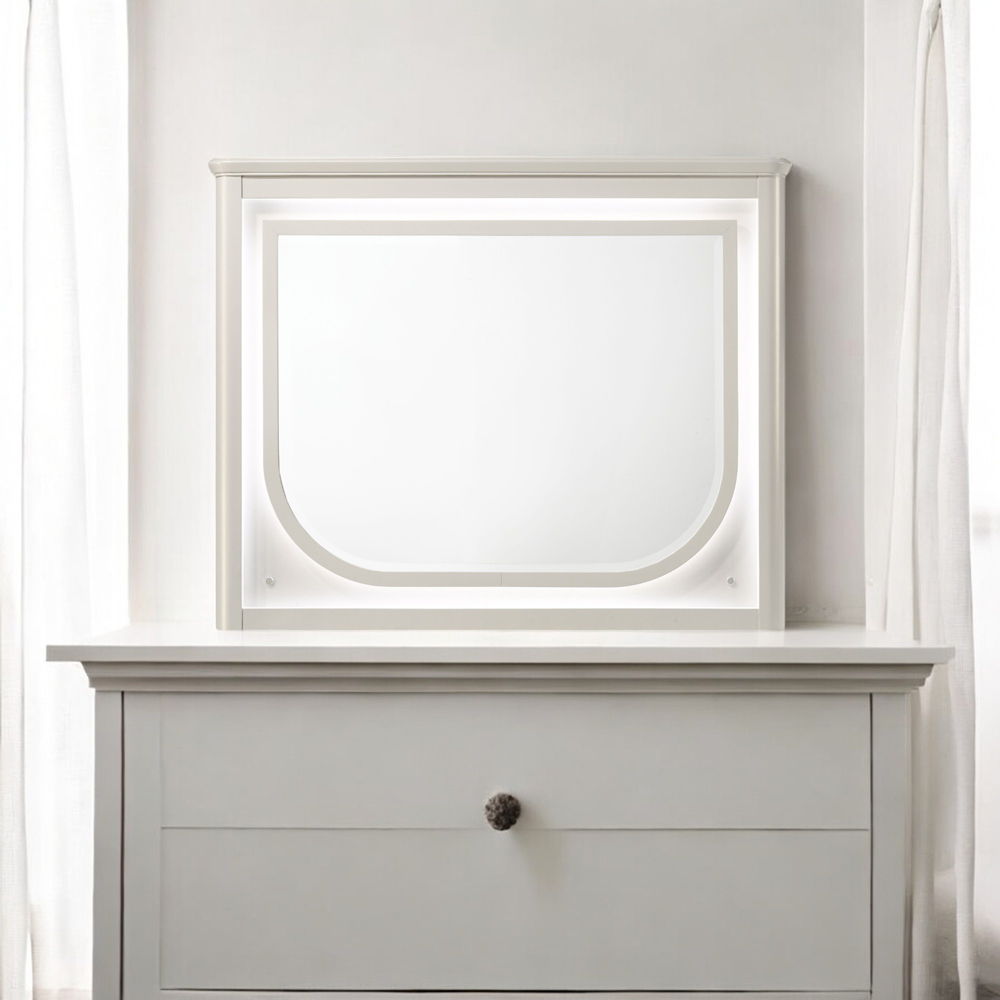 Laveda - Mirror With LED - Pearl White